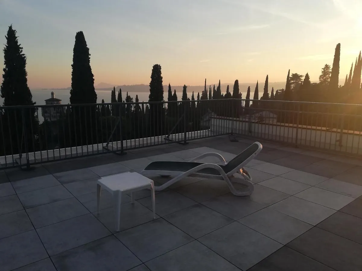 Residence Villa Alba Room Nr 221 Gardone Riviera Italy